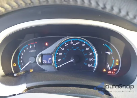 2013 Toyota Sienna Xle V6 8 Passenger z USA, uszkodzony, nr VIN 5TDYK3DC1DS320384